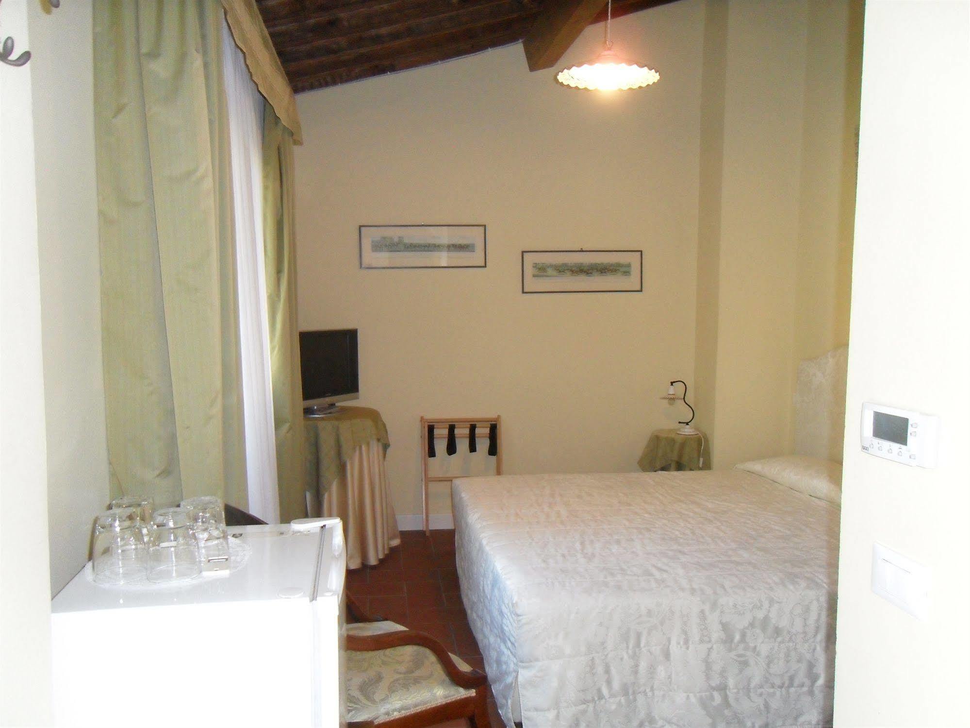 Hotel Sant'Andrea Равенна Экстерьер фото