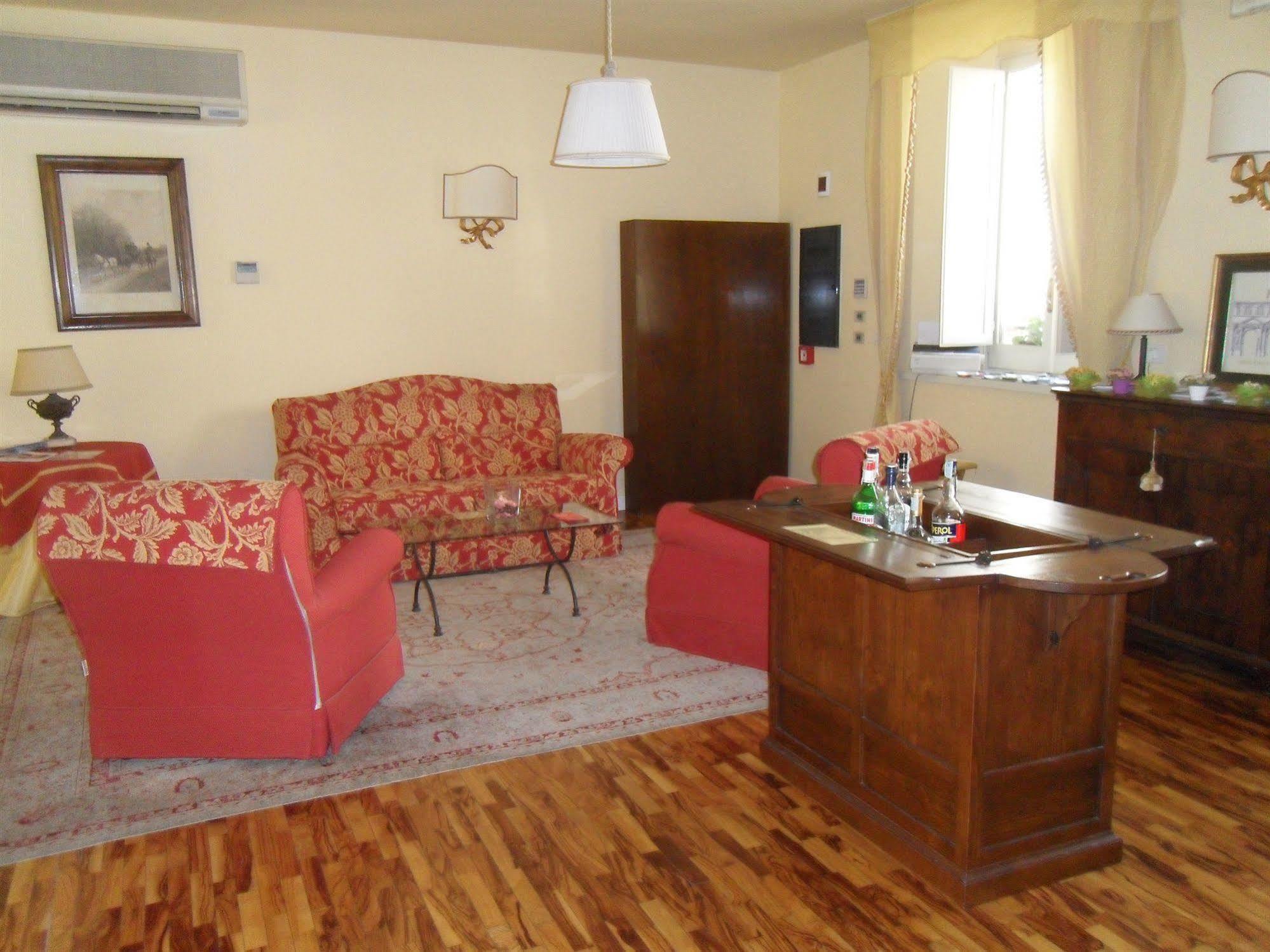 Hotel Sant'Andrea Равенна Экстерьер фото